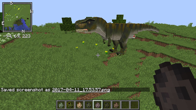 Скачать Майнкрафт 1.11.2 с модами на оружие и динозаврами